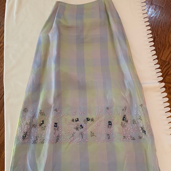 Vintage Adrianna Papell formal embroidered skirt - Picture 4 of 9